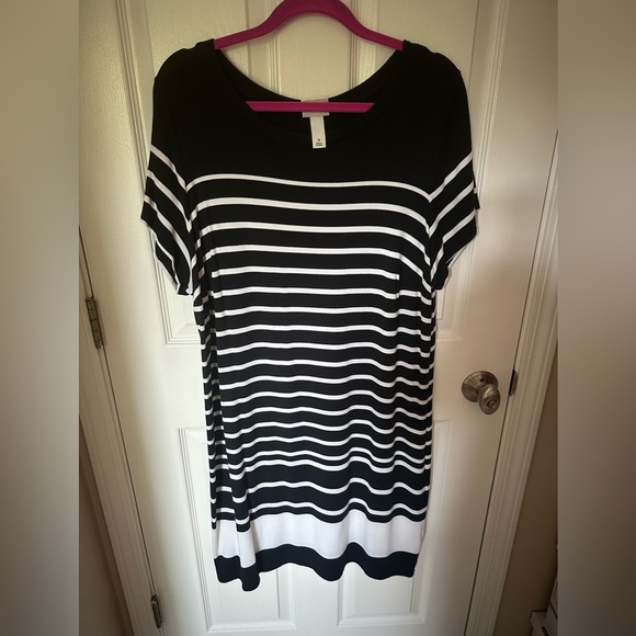 Ava & Viv Black and White Boxy Short Sleeve Dress - Picture 1 of 3